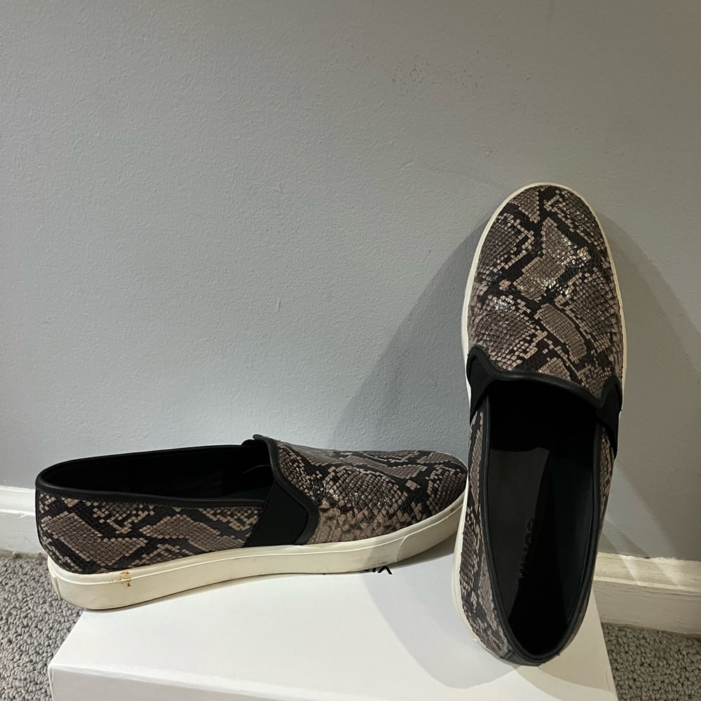 Vince Blair slip-on sneaker